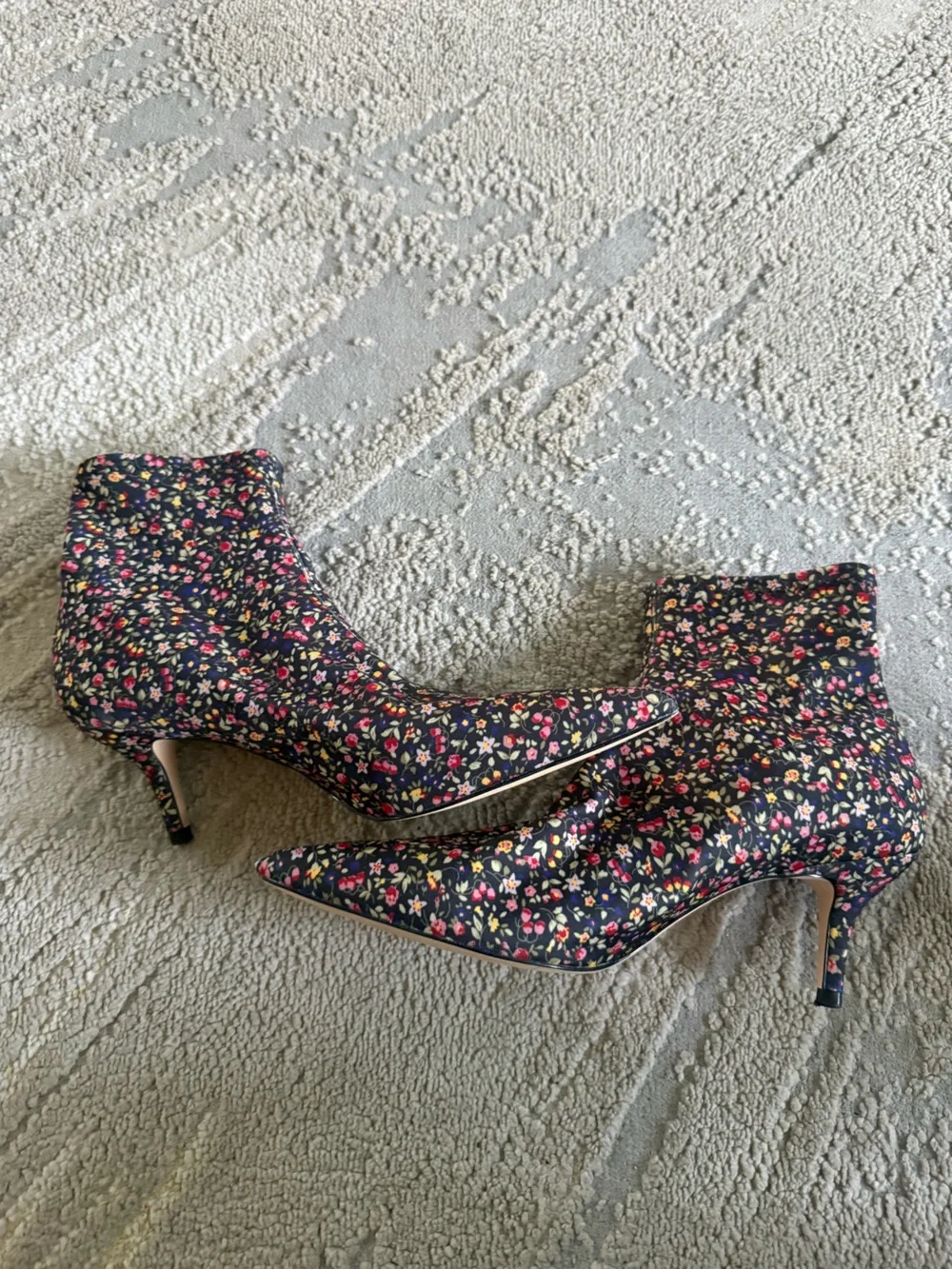 Zara black Floral ankle sock boots Pointed Toe slip on stretchy kitten heel 39 8
